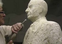 Le profil du visage de la statue : Octobre 2008