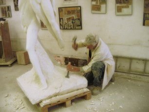 10-12-2007 : travail sur la base de la sculpture.