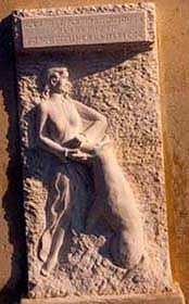 Bas-relief de l'Ecole de Roquesteron, Var
