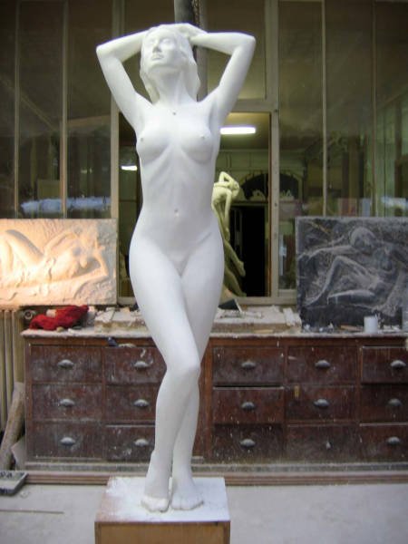 Une autre vue de la statue