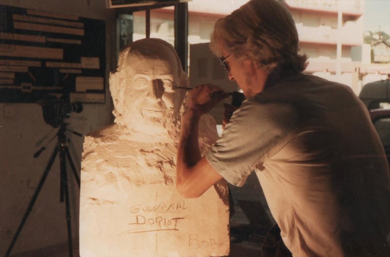 Création d'un buste en pierre