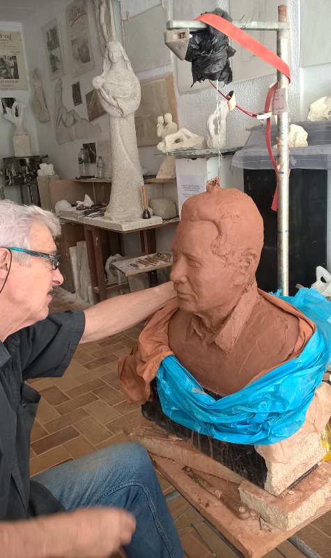 travail sur les détails du visage du buste