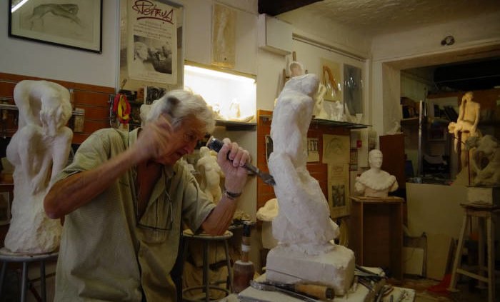 La sculpture de nu en taille directe